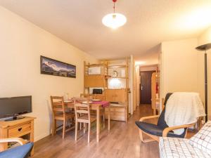 Charmant studio ski-inski-out 4 pers. avec piscine, jardin et parking à La Salle les Alpes - FR-1-330F-62