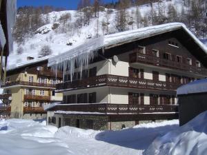 2 hvězdičkový hotel Hotel Le Genepy Tignes Francie