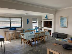 Happy Days Holiday Home