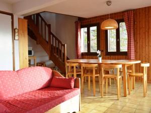 Appartements Appartement skis aux pieds 6 pers, balcon sud, garage, menage inclus, 3* - FR-1-241-171 : photos des chambres