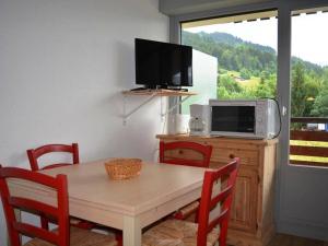 Appartements Appartement Le Grand-Bornand, 1 piece, 4 personnes - FR-1-241-176 : photos des chambres