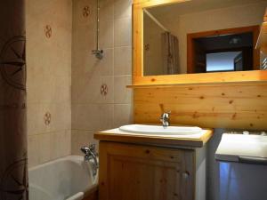 Appt 3 pièces, 6 couchages, proche commerces et pistes, parking inclus, animaux admis - FR-1-241-177