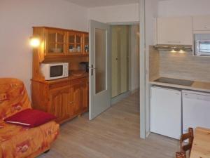 Studio 4 pers, skis aux pieds, terrasse sud-ouest, face patinoire - Les Orres - FR-1-322-284