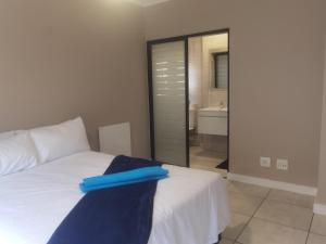 Three Bedroom Apartment At The Blyde