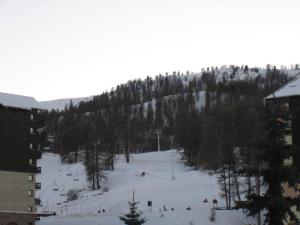Appartements Studio Cabine A Risoul 1850 - 4 Couchages, Ski, Animaux Acceptes, Proche Commerces et Navette - FR-1-330-182 : photos des chambres
