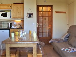 Appartement 2 pièces - Pied des pistes, balcon, piscine, tennis - Risoul 1850 - FR-1-330-168