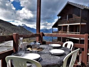 Appartement cosy à Risoul 1850 - 4 couchages, proche remontées mécaniques et commerces - FR-1-330-220