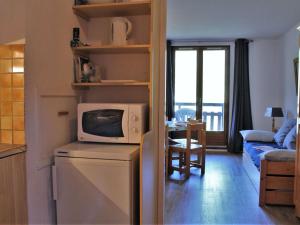 Appartements Appartement Risoul, 3 pieces, 6 personnes - FR-1-330-241 : photos des chambres