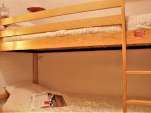 Studio 4 couchages à Risoul 1850 - pied de pistes, calme, balcon exposé Sud - FR-1-330-58