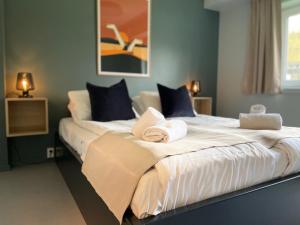 Standard Twin Room with Shared Bathroom room in Emma Gjestehus