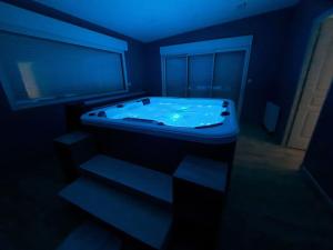 Maisons de vacances Gite chaleureux avec SPA privatif : photos des chambres