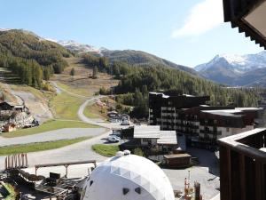 Studio 4 pers skis aux pieds, balcon sud - FR-1-322-129