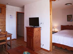 Appartement aux Orres 1800 avec piscine, sauna, proche pistes, 2 pièces, 6 personnes - FR-1-322-196