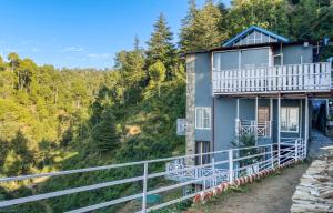 The Frostwood Resort