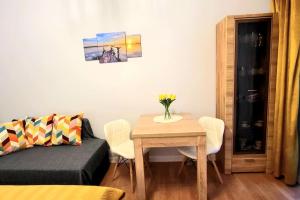 Cozy modern Apartment SUNRISE studio 35m2 balcony 3 persons