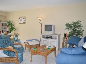 Appartements Appartement Saint-Raphael, 3 pieces, 4 personnes - FR-1-226A-46 : photos des chambres