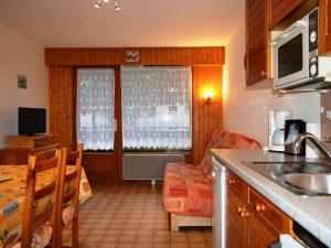 Appartement 2 pièces cabine, 300m pistescomm, mén. inclus, parking - FR-1-241-11