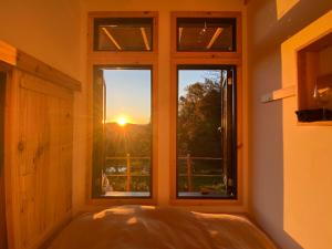 Land of Deveza - Tiny Houses