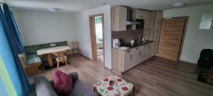 Two-Bedroom Apartment room in Schäfflers Ferienwohnungen