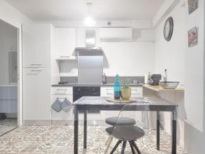 Appartements Cosy flat proche Gare & Parking - clim : photos des chambres