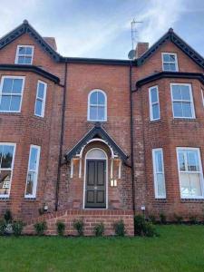 Boutique Luxury Apartment, High St, Henley-in-Arden