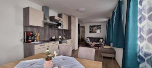 Two-Bedroom Apartment room in Schäfflers Ferienwohnungen
