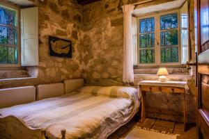 Jiannis Villa - Stone Villa in the Greenery!!