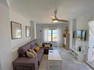 Santa Barbara A Beach front apartment with sea view and garage in Conil