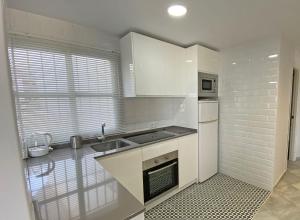 Santa Barbara A Beach front apartment with sea view and garage in Conil