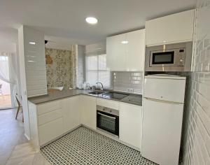 Santa Barbara A Beach front apartment with sea view and garage in Conil