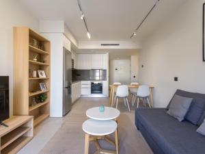 VV Arenas de Guanarteme "by henrypole home"