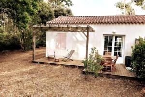 Maisons de vacances Villa 4 pers. avec piscine commune proche mer : photos des chambres