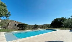 Mas de Veyras - Gîtes 5 étoiles en Ardèche - Fons