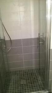 Studio au calme, Parking, proche Thermes