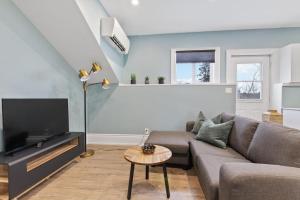 Downtown Collingwood Unit A, by Property Valet
