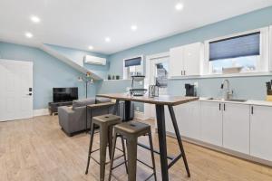 Downtown Collingwood Unit A, by Property Valet