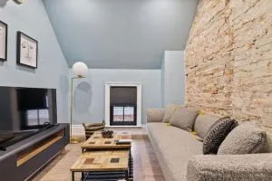 Luxury Contemporary Condo in Downtown Collingwood 97044 - Duntroon