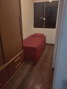 Apt montado 1 quadra da praia - 1 block from Copacabana Beach