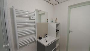 Adorable studio avec entrée indépendante