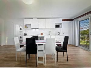 MARINE HOUSE 2 bedroom house