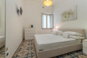 ELEGANT APARTMENT IN TAORMINA
