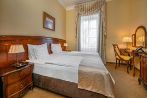 La Contessa Castle Hotel