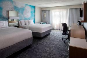Queen Room with Two Queen Beds room in Sonesta Select Atlanta Norcross I 85