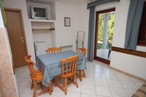 Apartments by the sea Dajla, Novigrad - 3376