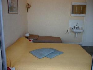 Appartement T3 aux Sables dOlonne, Face Plage, 3 Chambres, 6 Pers. - FR-1-331-24