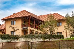 Casa Tofi Vendégház