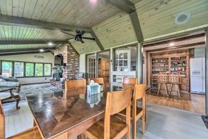 Waterfront Lake Huron Getaway Private Beach!