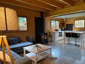 Chalets Le Chalet de la Deviniere, bain nordique exterieur chauffe : photos des chambres
