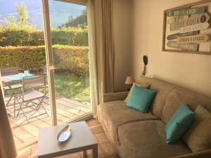 Appartements La Baie des Voiles, FEET IN THE CRYSTAL WATERS, 9 Apts from studio to Duplex by LLA SELECTIONS : photos des chambres