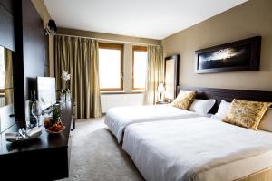 Deluxe Double Room with Shower room in River Lodge